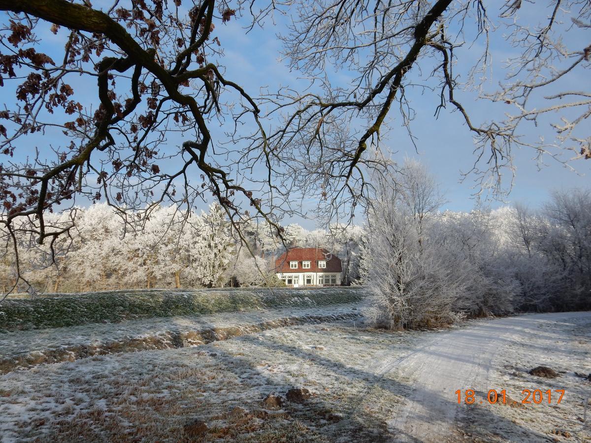 B&B De Zulthe Roden Exteriör bild